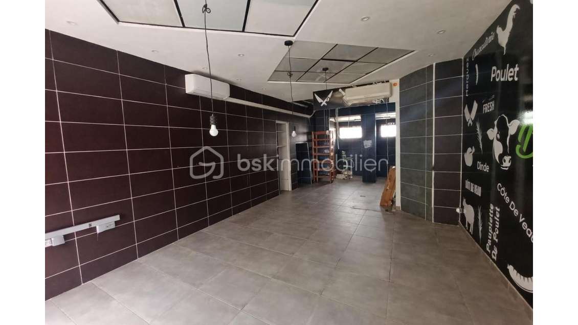 AV local commercial 47m² + appartement 30m² Rives