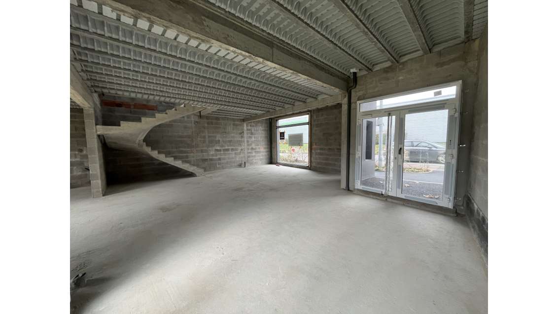Vente cellule commerciale 144m² ZAC Rochefort