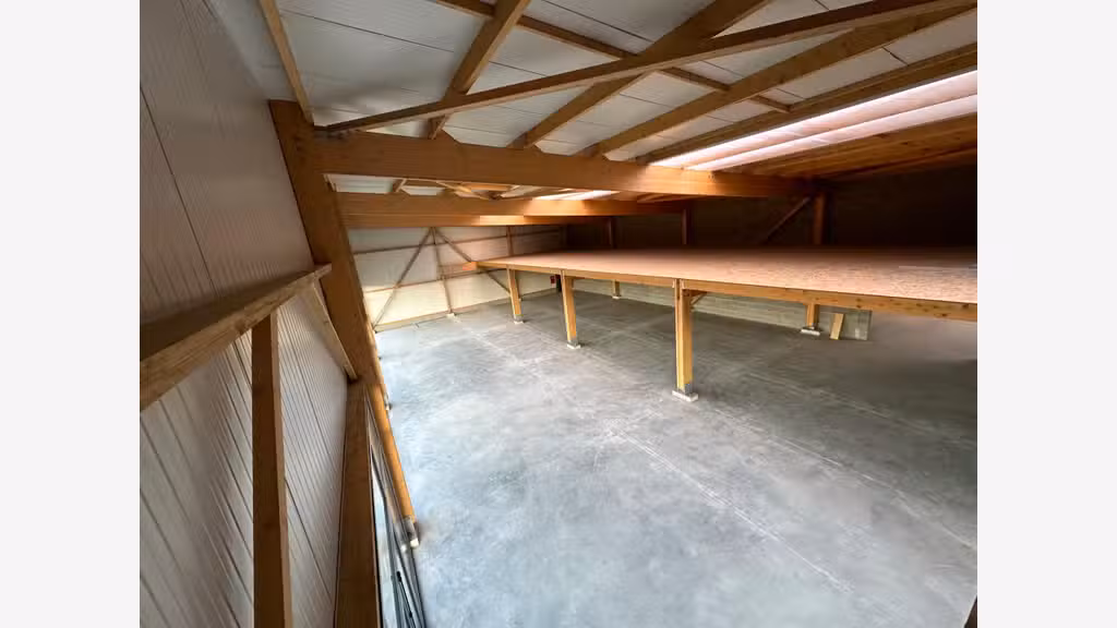 A vendre local commercial 1800m² à Romagné