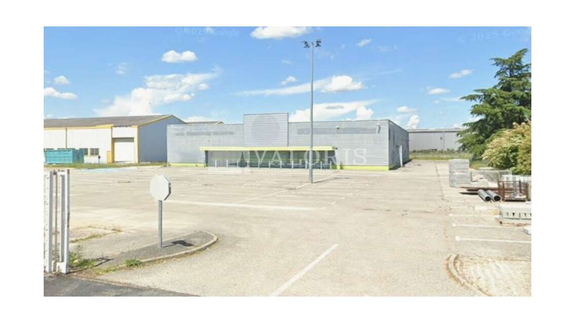 ROMANS-SUR-ISÈRE - LOCAL COMMERCIAL à vendre