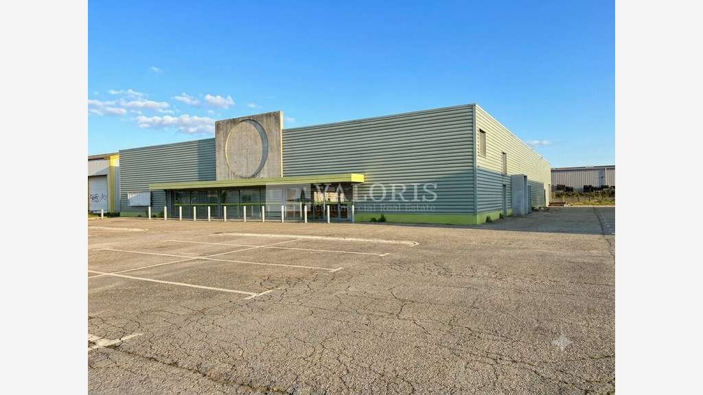 Vente local 1461m² sur avenue stratégique Romans  