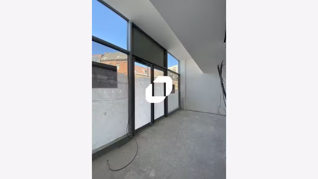 Vente Local commercial 94m² Roubaix