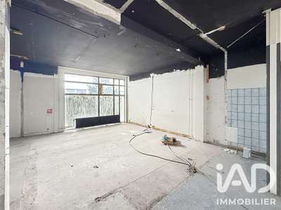 Vente local commercial 158m² à Rouen quai du Havre