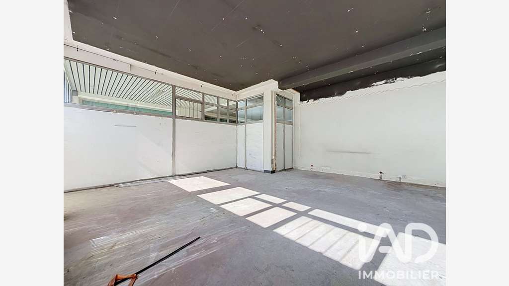 Vente local commercial 158m² à Rouen quai du Havre