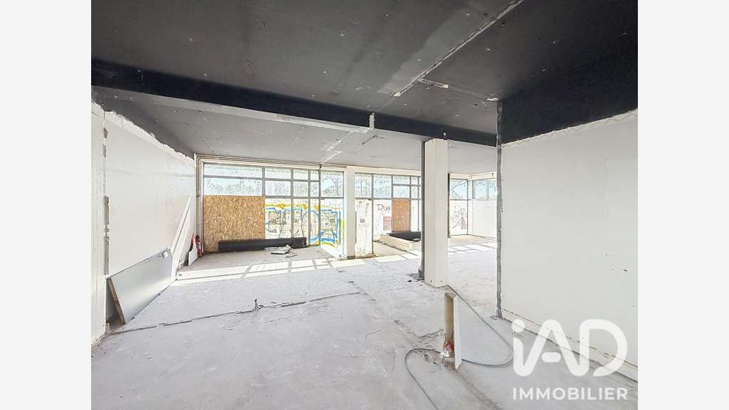 Vente local commercial 158m² à Rouen quai du Havre