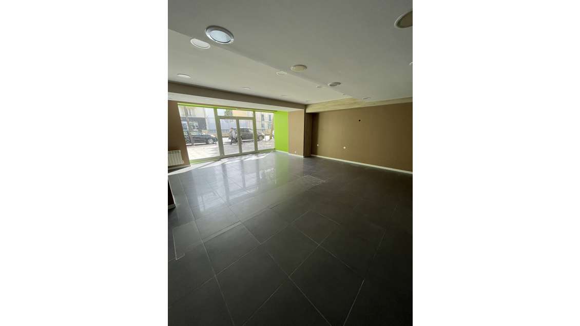 A vendre murs commerciaux 148m² à Rueil-Malmaison