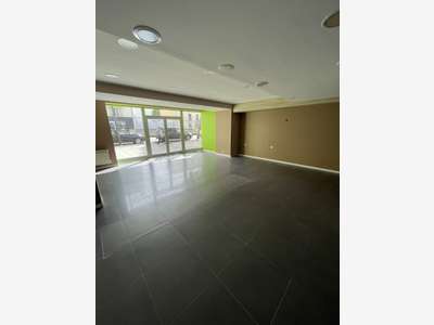 A vendre murs commerciaux 148m² à Rueil-Malmaison