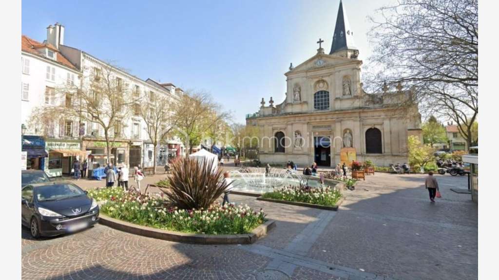 INVESTISSEMENT MURS COMMERCIAUX - RUEIL CENTRE