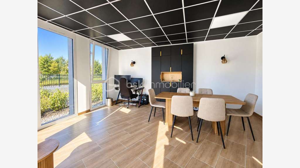 LOCAL PROFESSIONNEL 114 M² - RUMILLY À PROXIMITÉ I