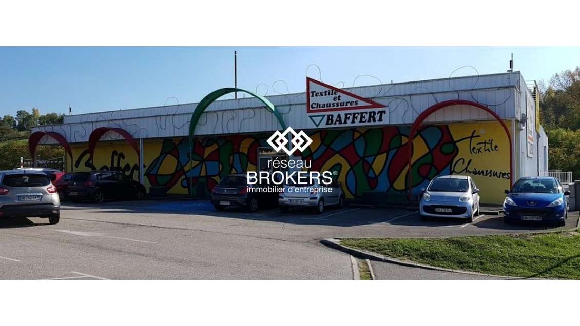 AV local indépendant excellente visibilité à Ruy 