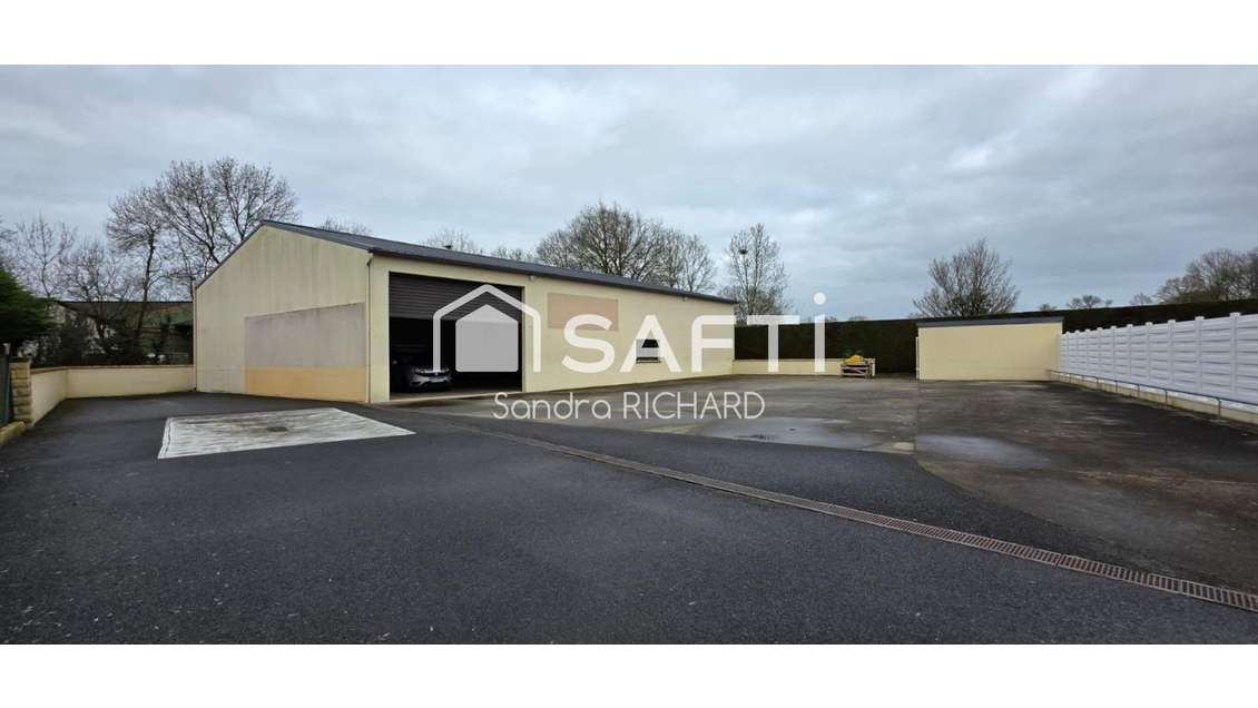 Vente espace idéal stockage de 300m² à Saffré