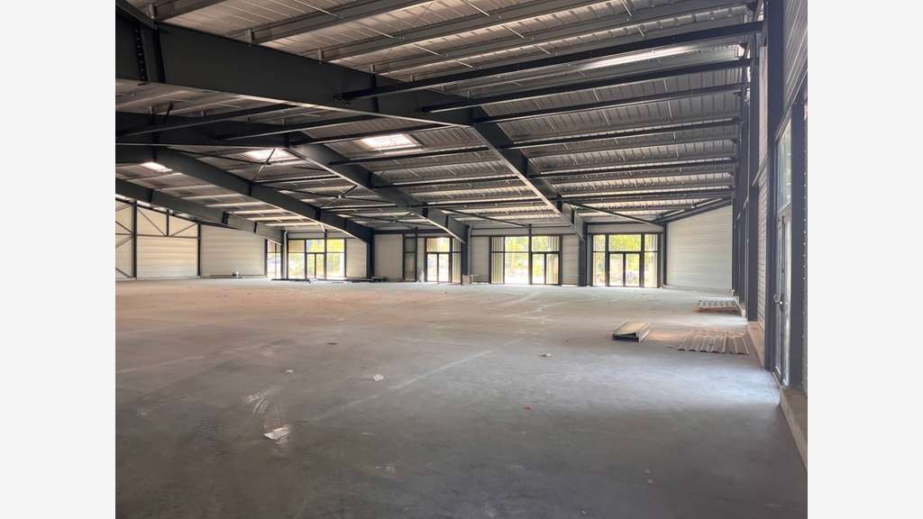 À vendre - Actif commercial neuf d'exception - 