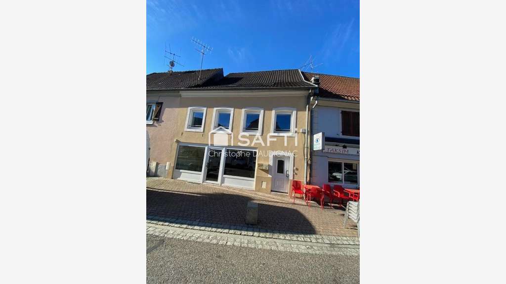 Local Commercial de 145m² au Centre de 