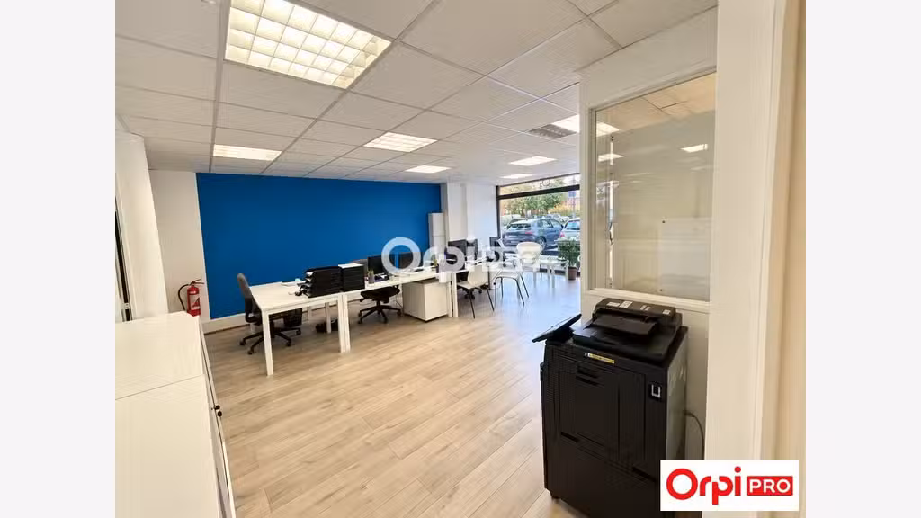 Local commercial 71m² à vendre St André lez Lille