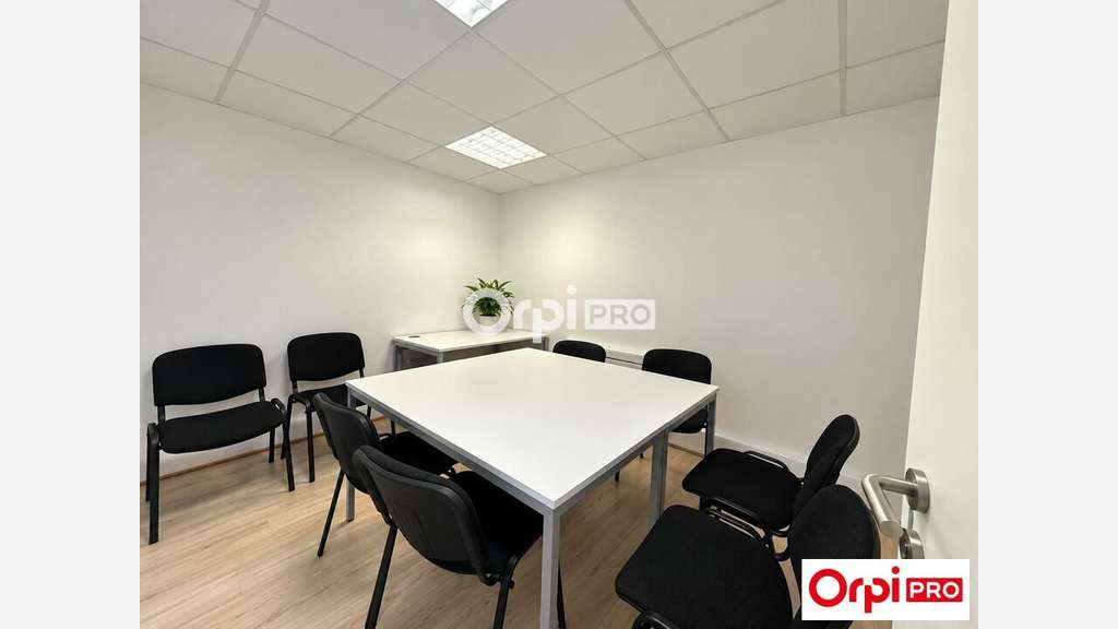 Local commercial 71m² à vendre St André lez Lille