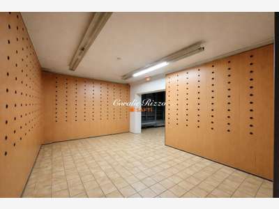 Vente local commercial de 150m² à Saint-Avold
