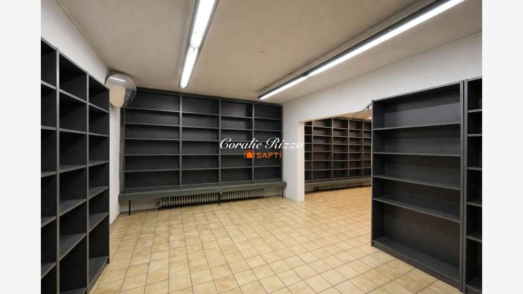 Vente local commercial de 150m² à Saint-Avold