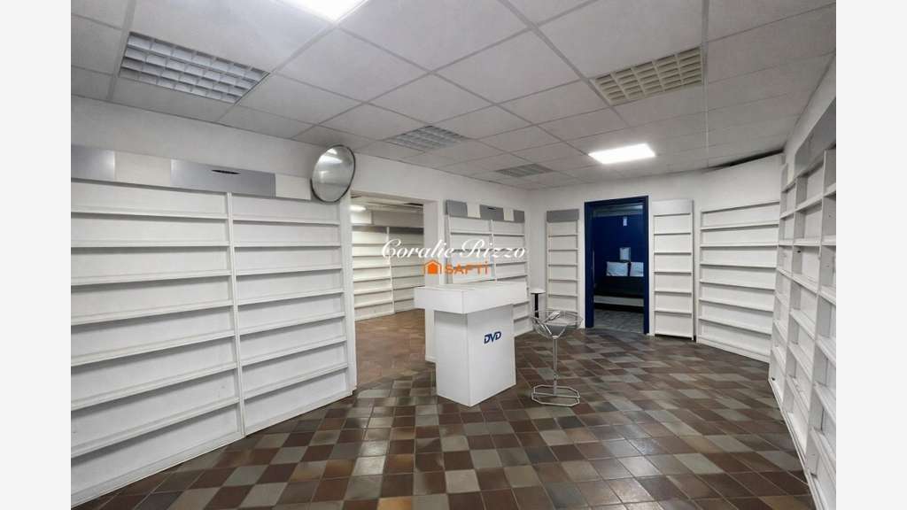 Vente local commercial de 150m² à Saint-Avold