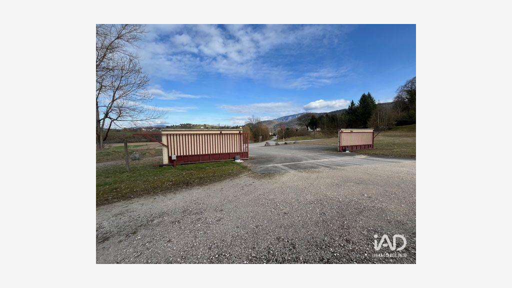 Vente local d'activité de 900m² à Saint-Béron