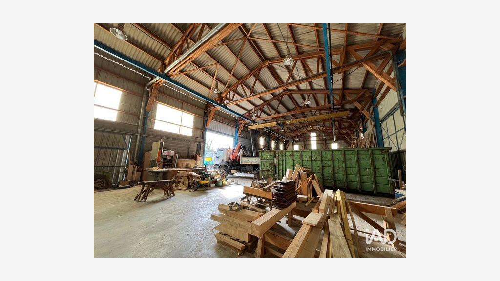 Vente local d'activité de 900m² à Saint-Béron