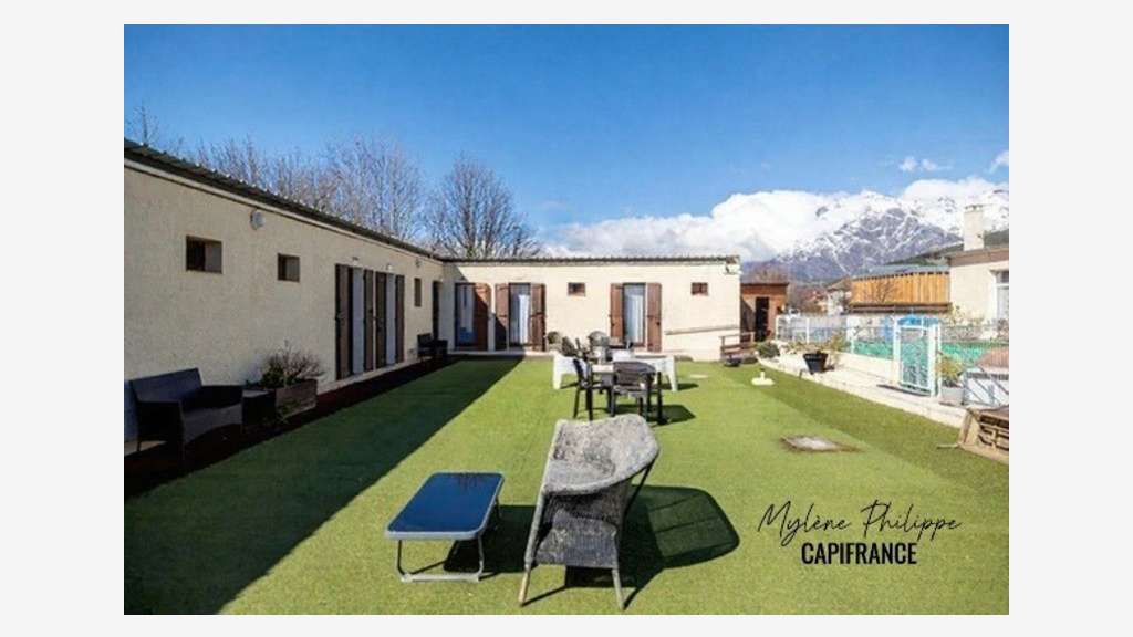 Local 586m² à vendre à St Bonnet en Champsaur