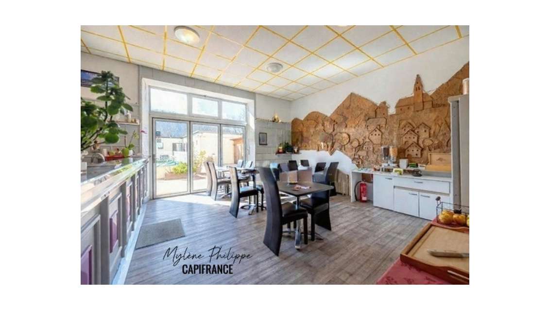 Local 586m² à vendre à St Bonnet en Champsaur