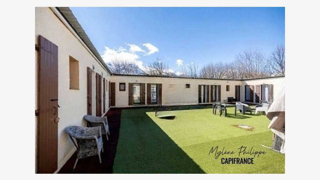 Local 586m² à vendre à St Bonnet en Champsaur