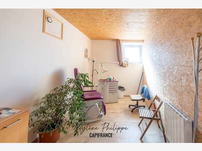 À vendre local 111m² à Saint-Bonnet-en-Champsaur
