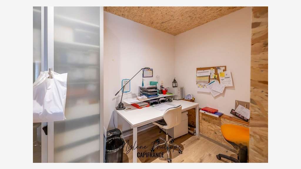 À vendre local 111m² à Saint-Bonnet-en-Champsaur