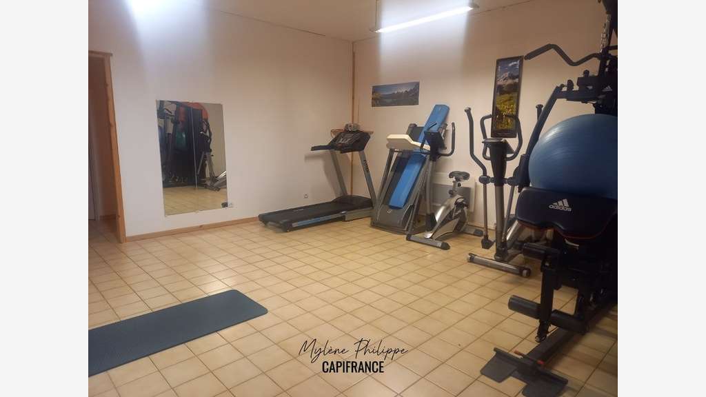 A vendre local commercial 71m² vallée du Champsaur