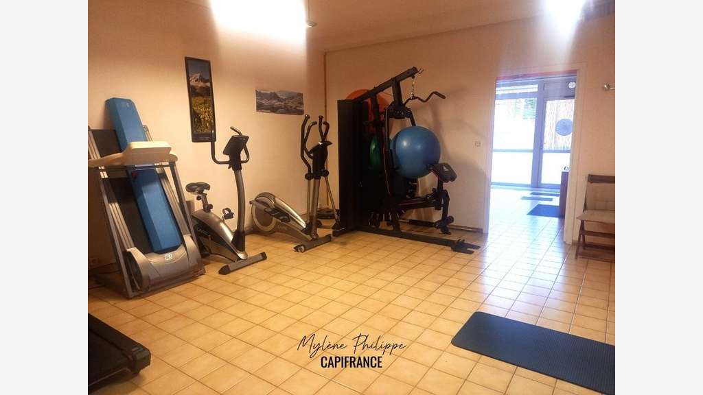 A vendre local commercial 71m² vallée du Champsaur