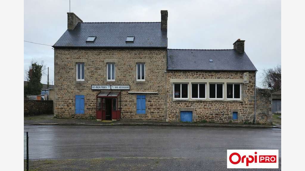A vendre ensemble immobilier 300m² à Saint-Brandan