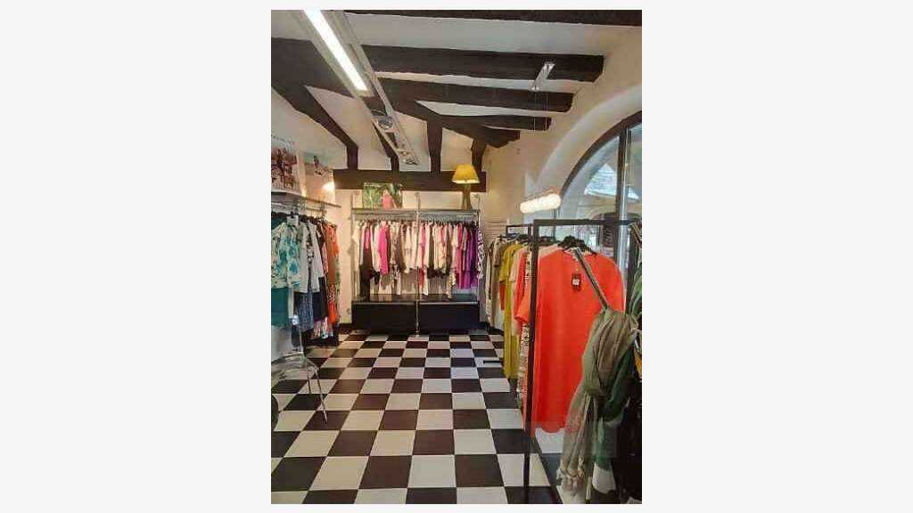 A vendre murs commerciaux de 52m² à Saint Céré