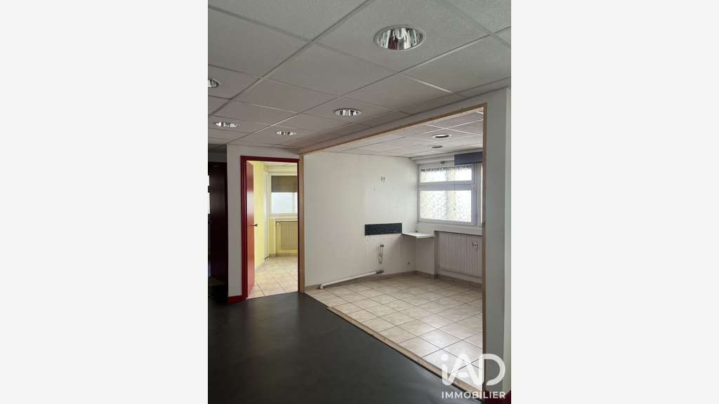 Local commercial à Saint-Claude