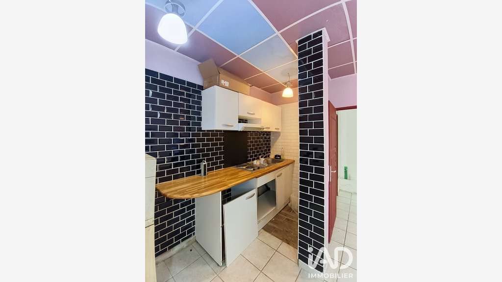 Vente local commercial de 55m² en RDC à St-Denis