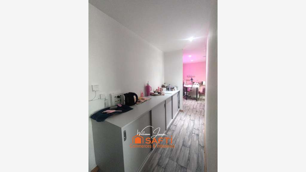 AV local commercial 30m² Saint-Étienne