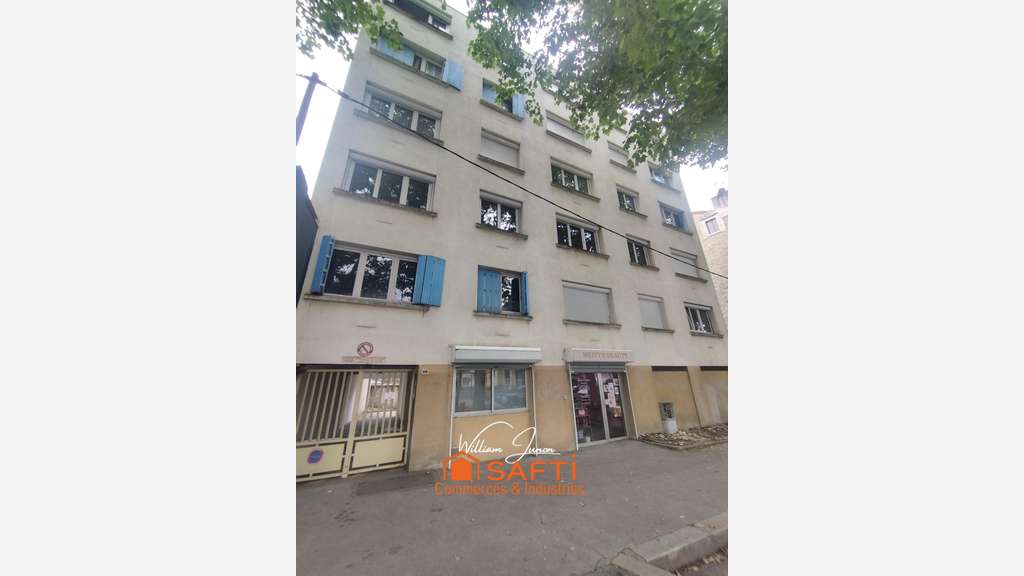 AV local commercial 30m² Saint-Étienne  