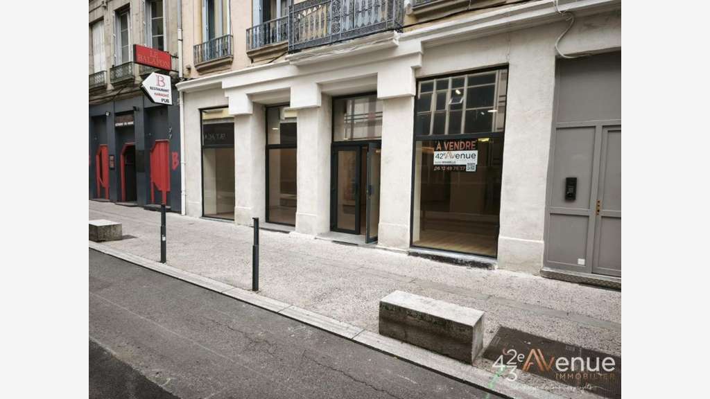 LOCAL COMMERCIAL SAINT ETIENNE CENTRE