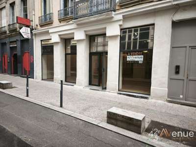 LOCAL COMMERCIAL SAINT ETIENNE CENTRE