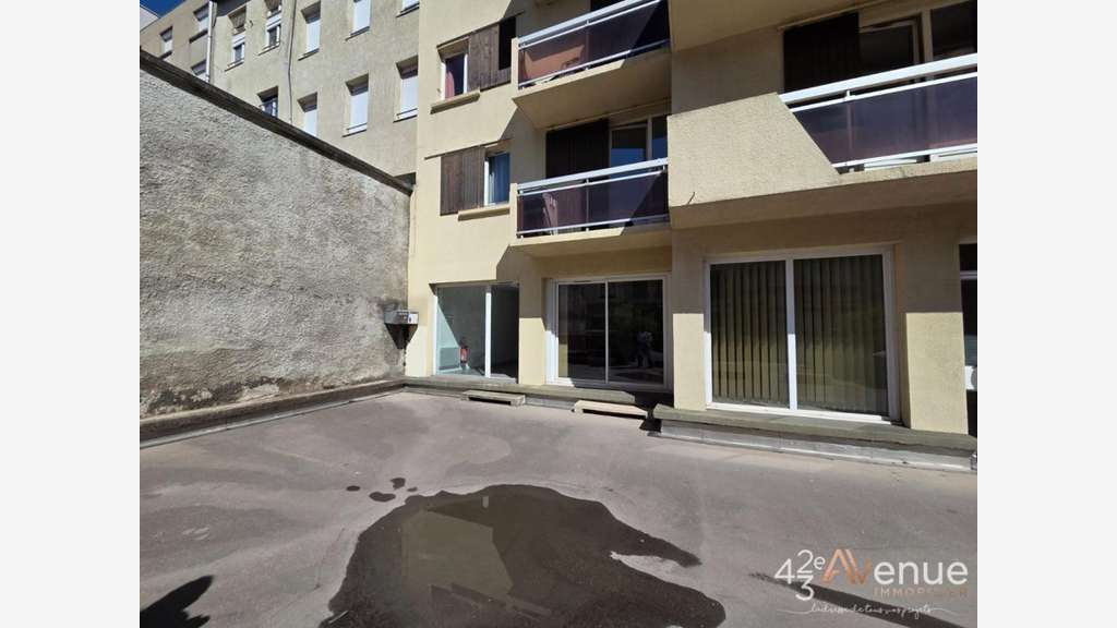 Saint-Etienne, LOCAL COMMERCIAL / PROFESSION