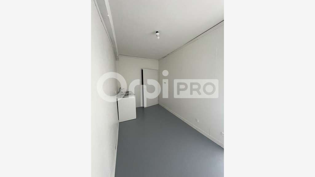 Local commercial 48m² à vendre St-Etienne-du-Bois
