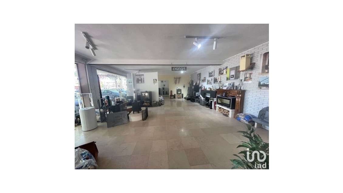 Murs commerciaux à Saint-Fargeau-Ponthierry