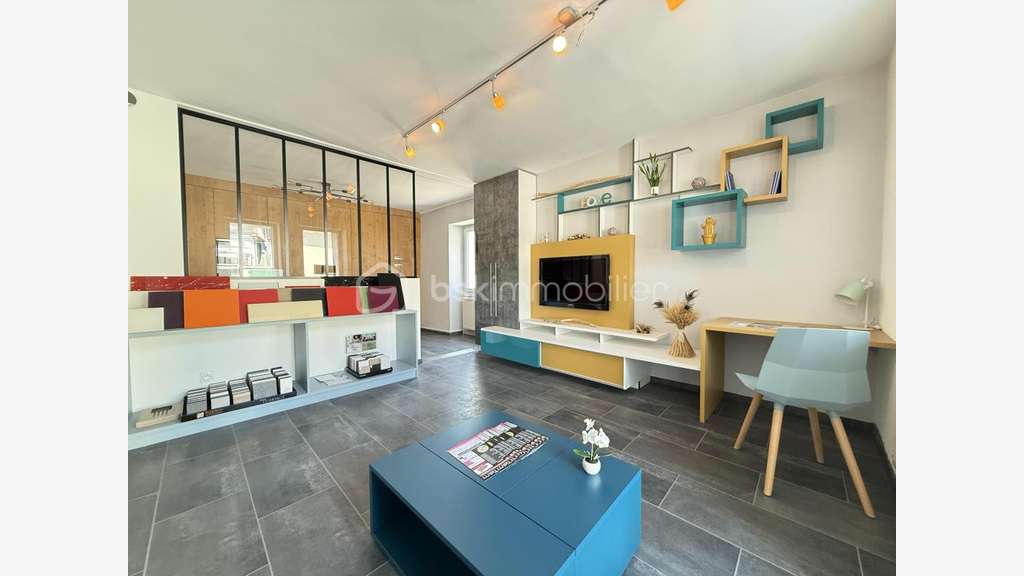 Vente joli local entretenu de 77m² à à Saint-Félix