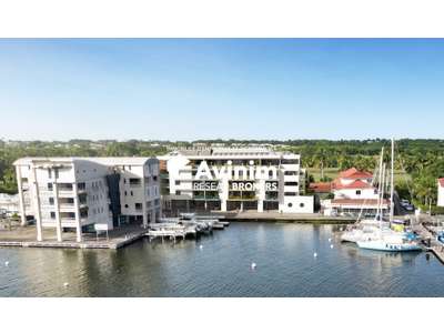 Vente Locaux commerciaux - Boutiques à Saint-François