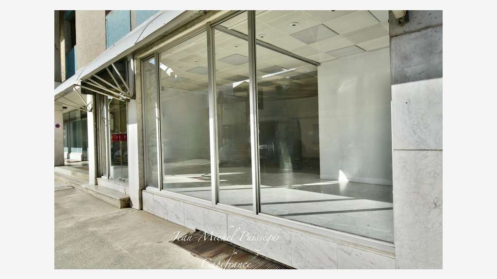 Local professionnel 70m² à vendre à Saint Gaudens