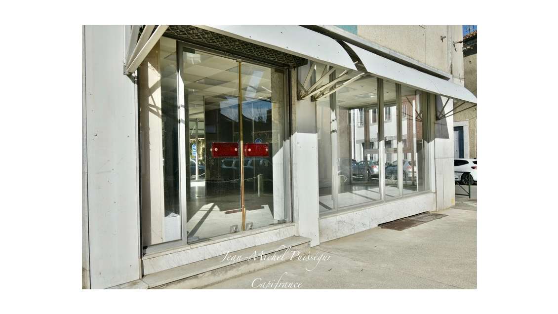 Local professionnel 70m² à vendre à Saint Gaudens
