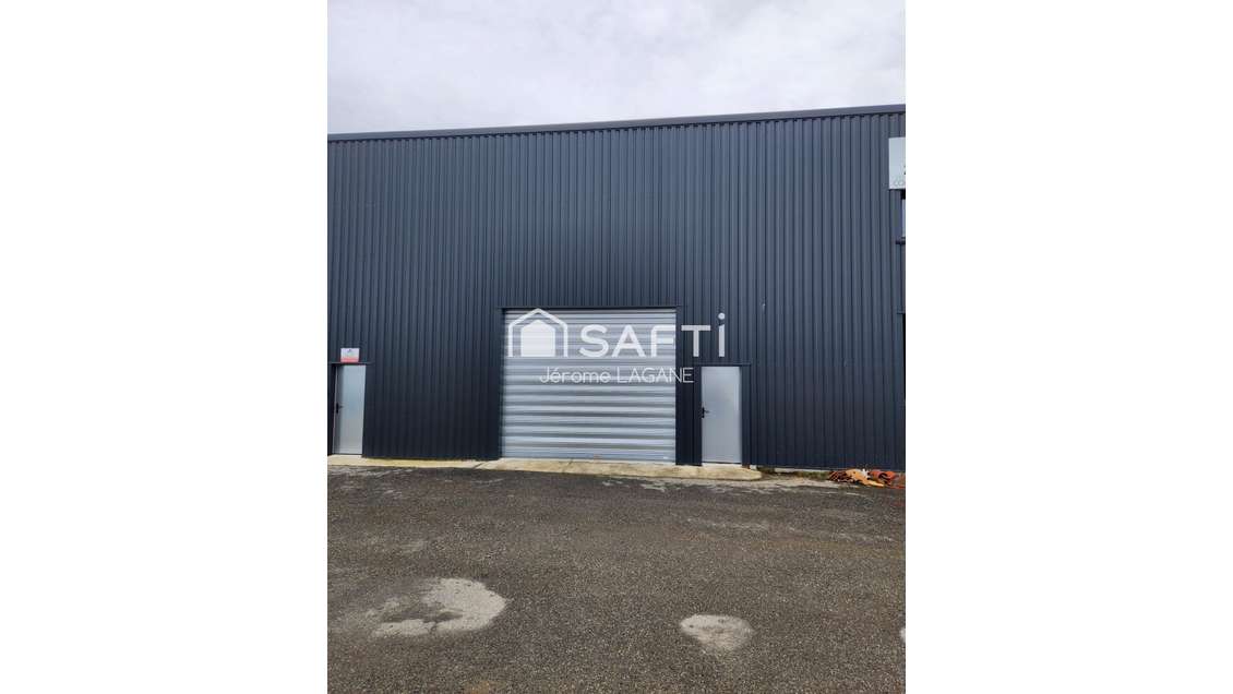 AV local 113m² terrain parking 300m² Saint-Gaudens