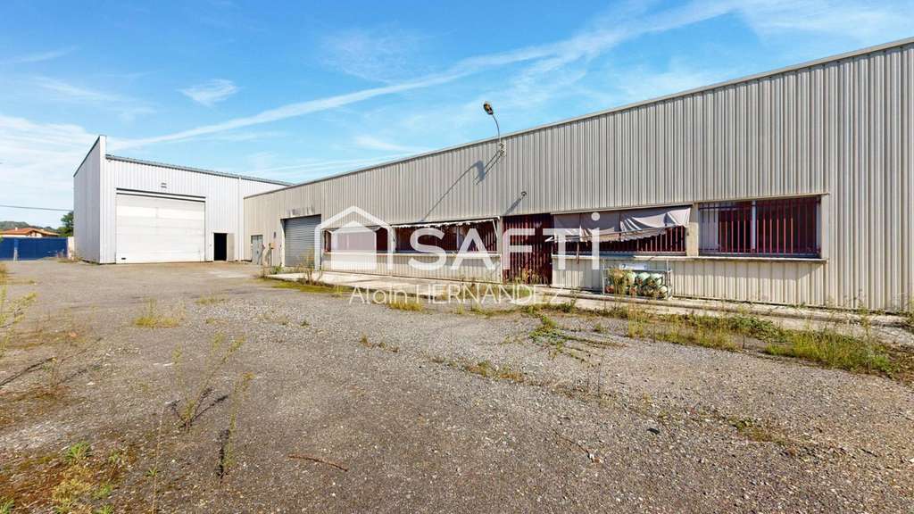 AV entrepôt 1121m² axe très passant à St-Gaudens