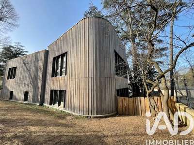 Vente Locaux commerciaux - Boutiques à Saint-Genis-Laval