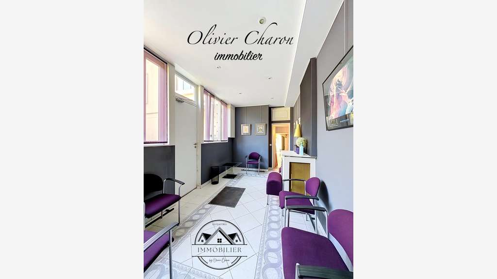 AV local professionnel 61,28m² St Germain en Laye